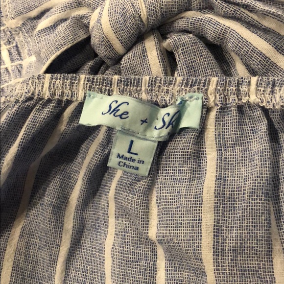 Off the Shoulder Striped Top - Picture 4 of 5